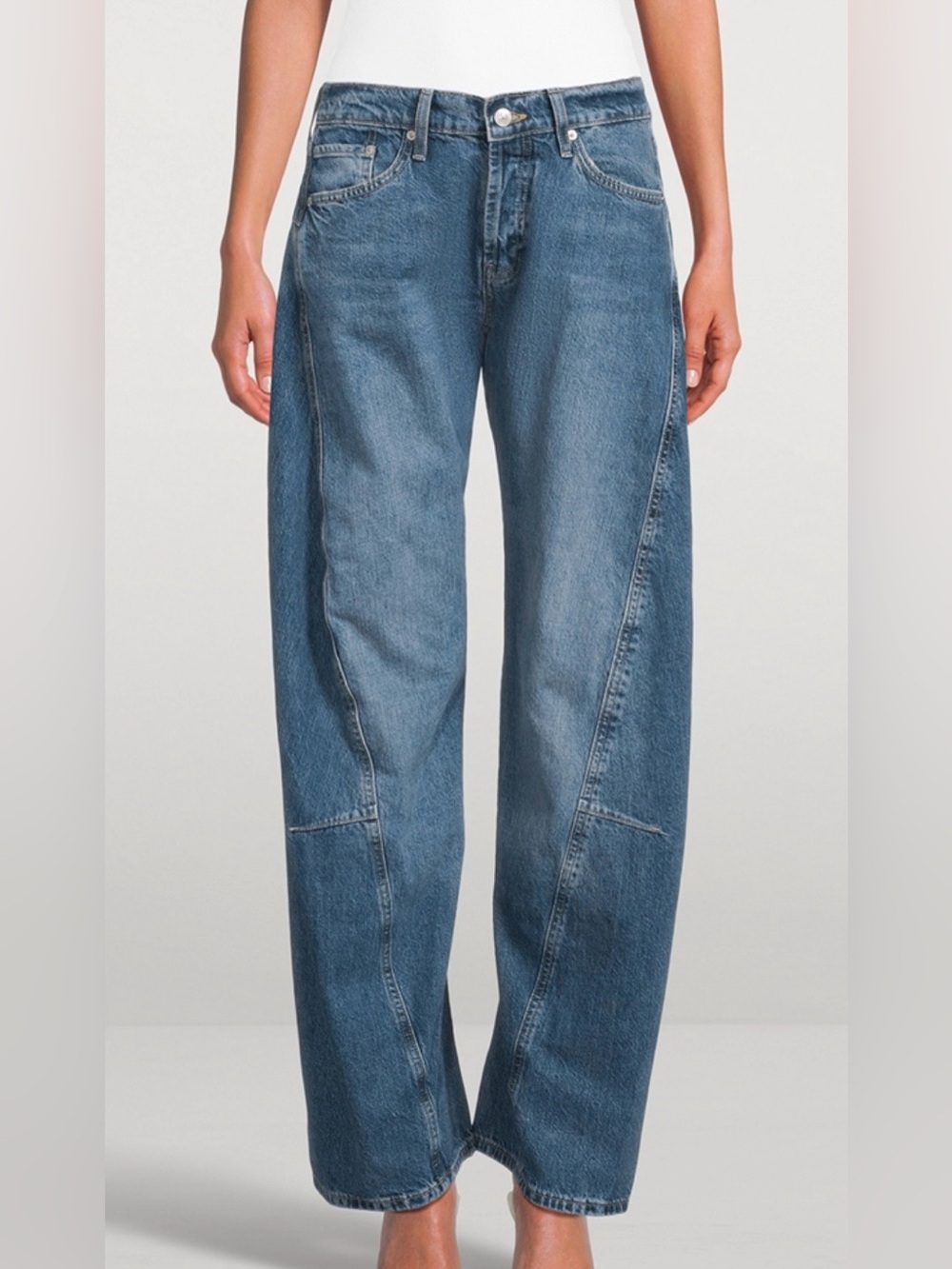 Free people We The Free Straight Leg Jeans in Blue Waist 29 Like New